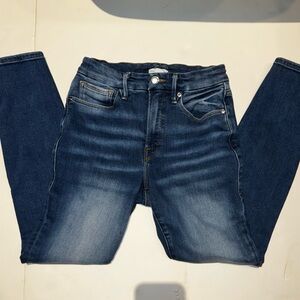 Good American Shadow Pocket Skinny Jean Size 6 /28
